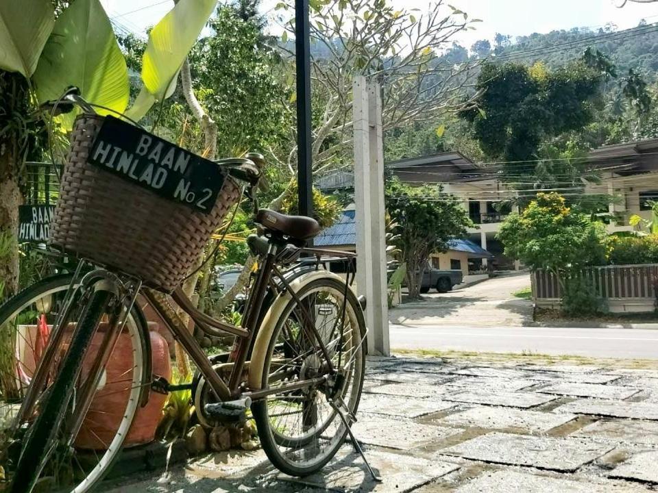 Baan Hinlad Home And Hostel (Adults Only) Lipa Noi Extérieur photo