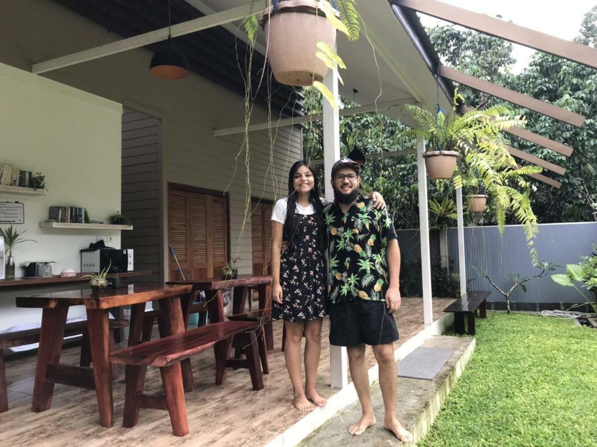 Baan Hinlad Home And Hostel (Adults Only) Lipa Noi Extérieur photo