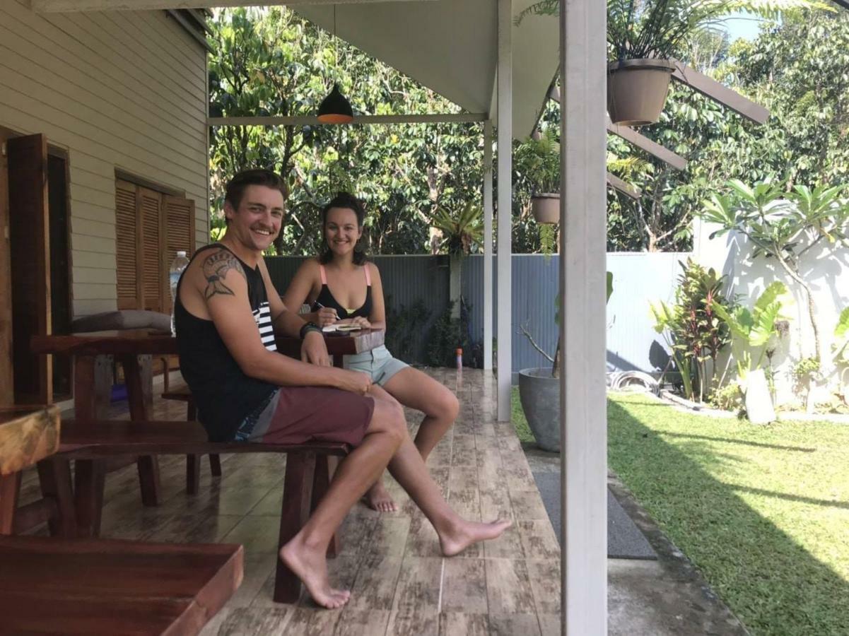 Baan Hinlad Home And Hostel (Adults Only) Lipa Noi Extérieur photo